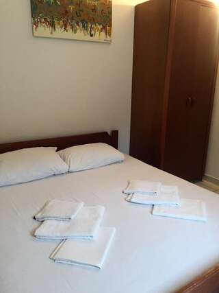 Апартаменты Apartments Katarina Петровац Апартаменты в мансарде,  с 2 спальнями, балконом и видом на море-3